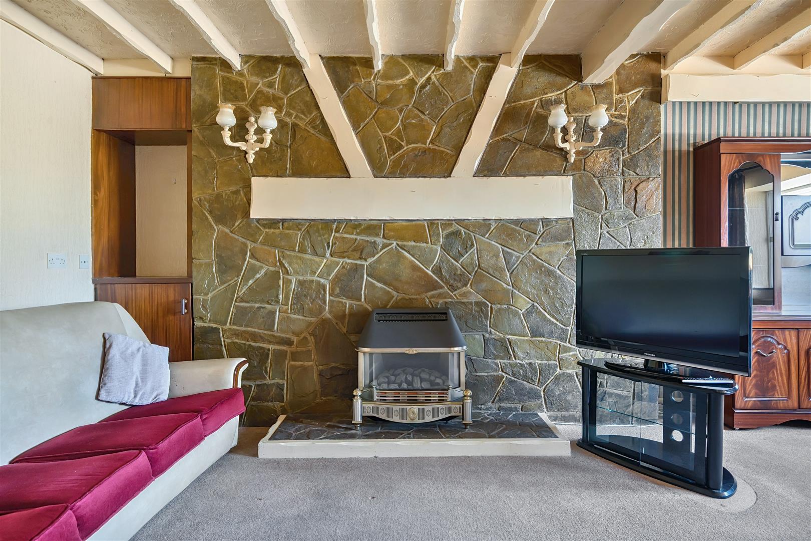 Llangyfelach Road, Treboeth, Swansea, SA5 9EL